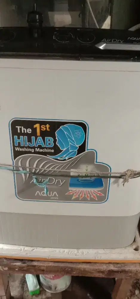 Mesin Cuci AQUA Seri Hijab 2 Tabung