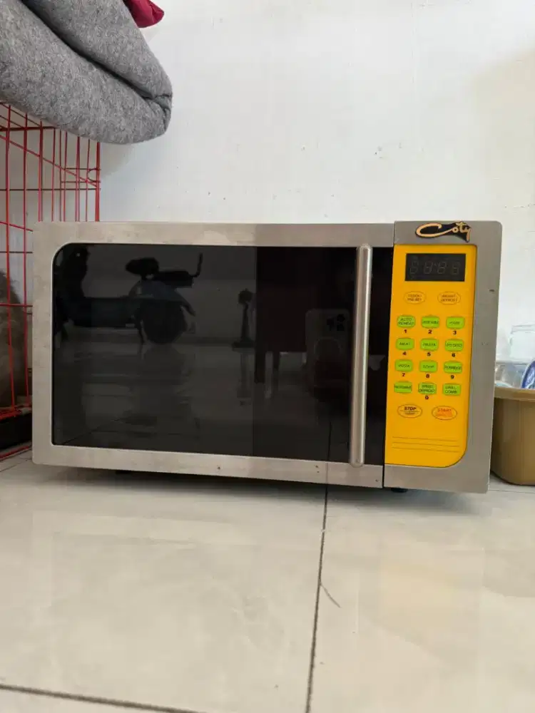 microwave oven merek Coty, model CT2668Y