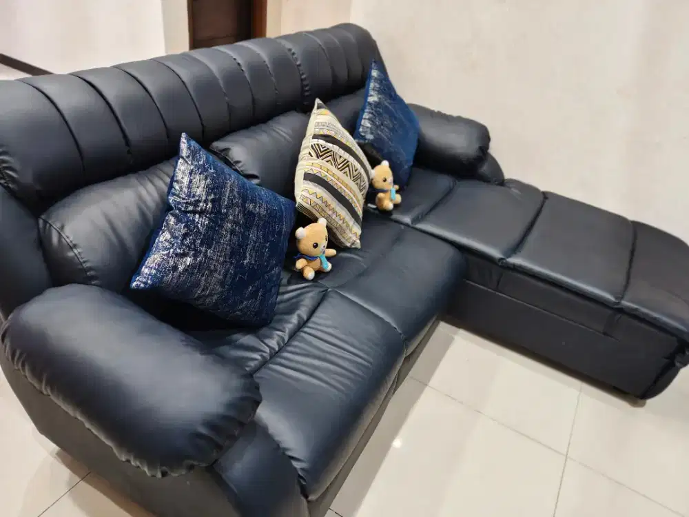 Sofa santai ruang tamu