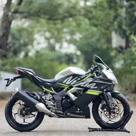 KAWASAKI NINJA 250 MONO SL HITAM 2019 KM 11K SUPERB