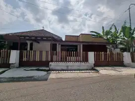 Rumah Siap Huni dan Nyaman Daerah Tegalrejo.Salatiga – 10614