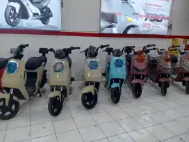 JUAL SEPEDA DAN MOTOR LISTRIK UWINFLY