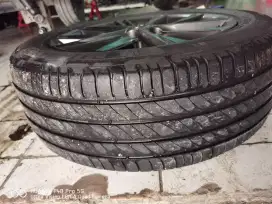 Dijual ban Michelin primacy 4 215/55 R17