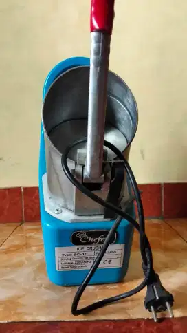 Mesin Es Serut merk chifer
