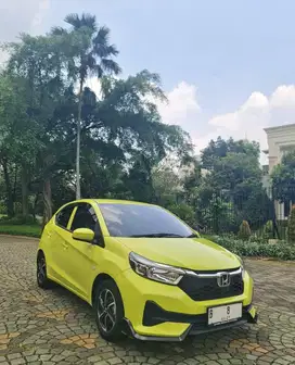 Honda Brio E CVT 2023 Facelift Full orisinil cat km 19rb rec Honda