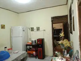 JUAL CEPAT RUMAH STANDARD KAYU BARAT RAWAMANGUN KAMPUNG AMBON