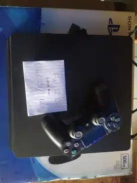 PlayStation 4 Slim 500GB