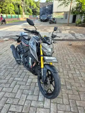 Dijual Yamaha xabre tahun 2016 pajak hidup panjang