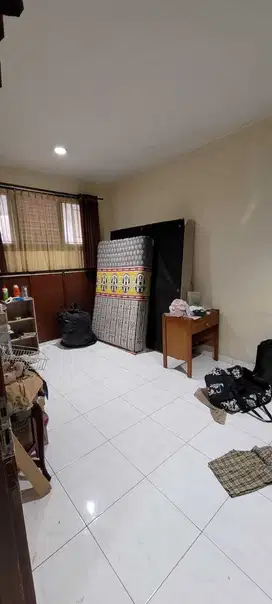 Jual Rumah RUMAH DI HIBRIDA, KELAPA GADING, JAKARTA UTARA