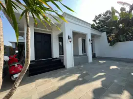 Dijual Rumah Baru Modern Classic, Dkt Toll, Strategis