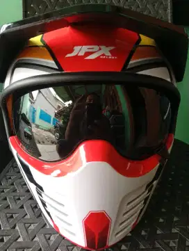 Helm Merk JPX kondisi mulus no minus