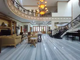 Rumah Mewah di Taman Anggrek - Sebelah Mall Festival Citylink