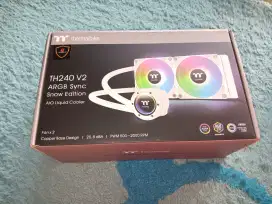 Aio 240 asus dan thermaltake