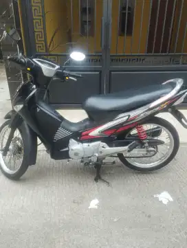 Di jual Butuh motor supra x 125