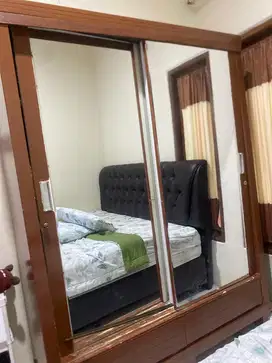 Dijual lemari bekas 800 rb