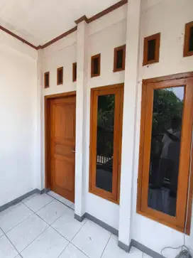 DISEWAKAN KONTRAKAN DI DEKAT PERUMAHAN FAMILIA URBAN MUSTIKA JAYA