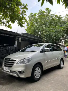 Kijang Grand innova G 2.0 manual bensin 2011