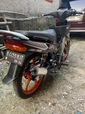 Yamaha Fiz R  2004