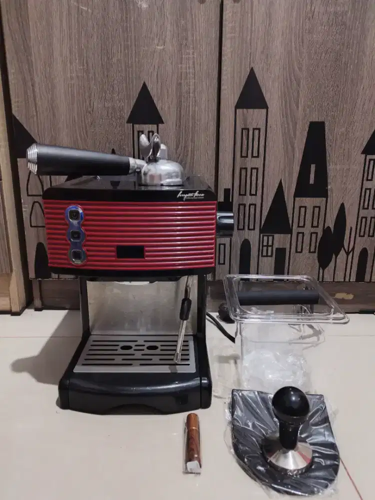 Ferrati Ferro FCM 3601 - Mesin Espresso