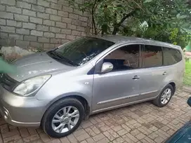 Nissan Grand livina 2011 Bensin