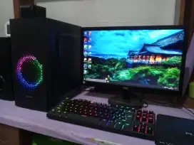 Pc editing fullset / intel i5 + ram 8gb + ssd nvme 256gb + monitor 19