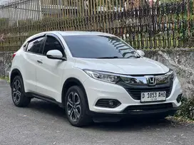 HRV E CVT KM 28rb 2019 putih orinal