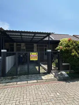 Dijual De Botanica Residence Lt 90 Lb 45