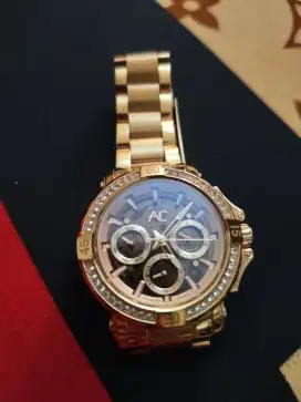 Jam tangan Alexander Christie emas