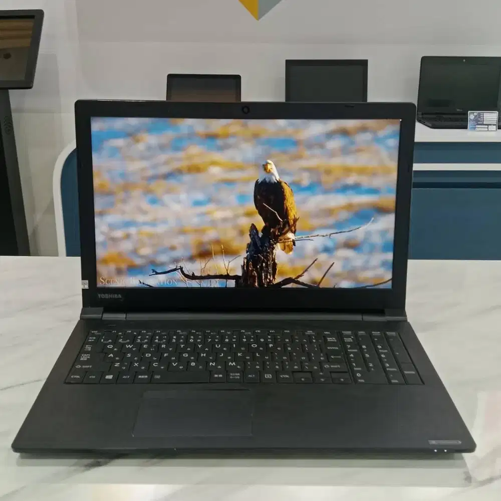 [T11] Laptop Numlock i7 Gen 8 8GB 256GB Siap Pakai Garansi