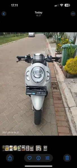 DiJual SCOOPY PRESTIGE WHITE DOFF