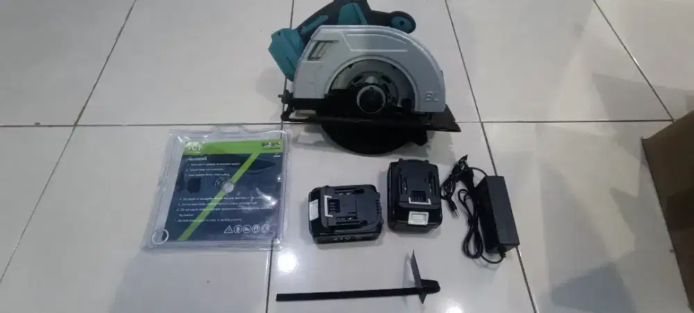 Lithium Circular Saw