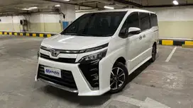 Pajak Panjang TDP 17JT Toyota Voxy 2.0 Bensin-AT 2021 Putih