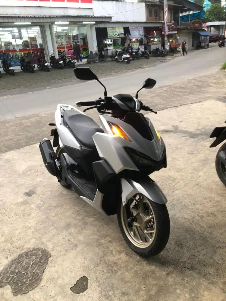 Vario 160 CBS ISS Tahun 2023