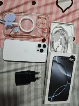 iPhone 16 pro max 256gb white titanium grnsi GDN bns charger & magcase