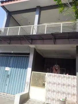 Disewakan rumah untuk tempat tinggal di puri teluk jambe