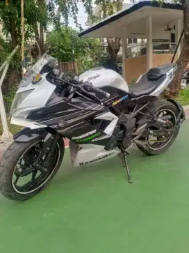 KAWASAKI NINJA MONO 250R injeksi THN 2014