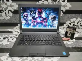 Laptop Dell Latittude 3350 ± CORE I5 GEN5 -SSD 256GB -8GB -MULUS