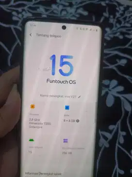 HP vivo V27 bekas