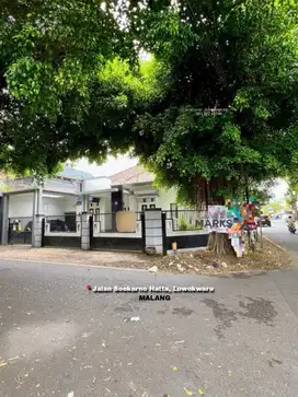 Rumah Furnished Terawat Di Jalan Soekarno Hatta, Lowokwaru Malang