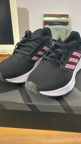 Sepatu Adidas Running galaxy 6