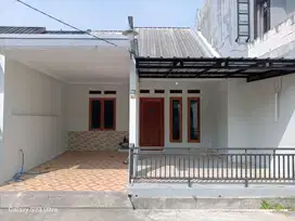 Rumah cakep super murah tanah luas siap huni dijatiwarna