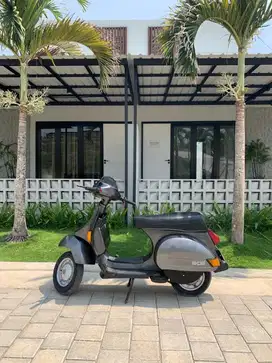 Vespa Excel 1993 Abu Abu