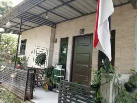 Rumah kampung (pojok)