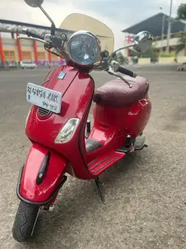 Vespa LX 2016 tangan pertama masih Gress b Depok pajak hidup