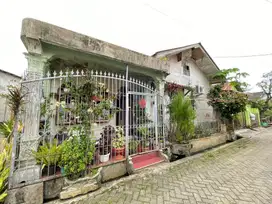DIJUAL CEPAT RUMAH HOEK
