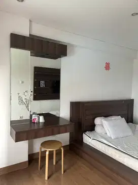 Apt Greenbay 2BR jadi 1BR. DISEWAKAN LANGSUNG!!