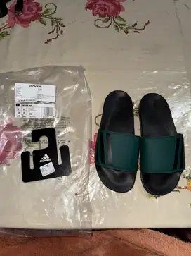 Sandal Adidas Swenn Black/Green Size US 9/43 Original New