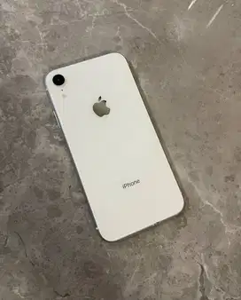 iPhone XR 128 GB White
