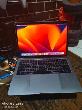 Macbook Pro 2017 Normal Siap Pakai
