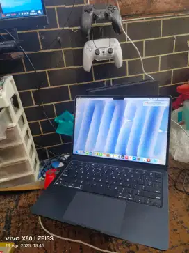 Macbook Air M2 2022 Normal Bisa TT